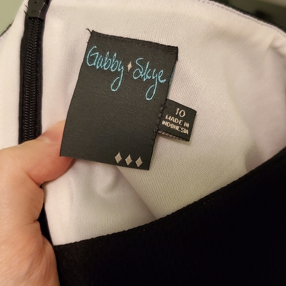 GABBY SKYE Pique Knit Fit-and-Flare Dress - Picture 7 of 9